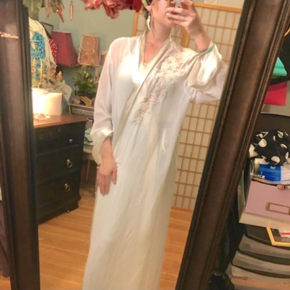 Vintage Linea Donatella lingerie robe